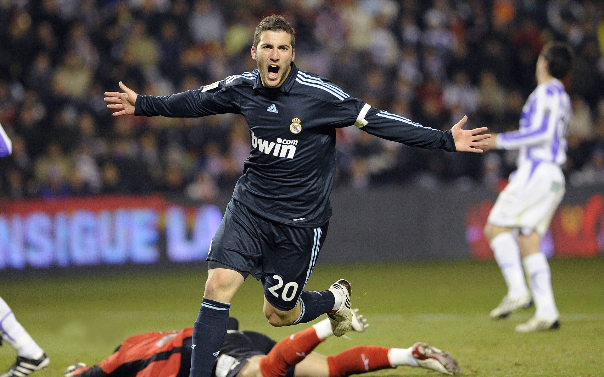 开云体育app-戈贝尔的沉默，当世界杯之夜照见篮球的另一种真相